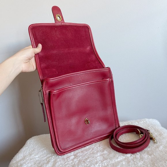 COACH Vintage Station Bag, #5130, Coach Red Leather Crossbody Bag - Picture 5 of 11